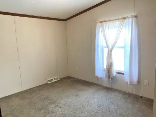 2530 Laurel Ln, Sycamore IL  60178-2809 exterior