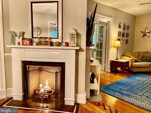 1901 63rd St, Philadelphia PA 19151-2607 exterior