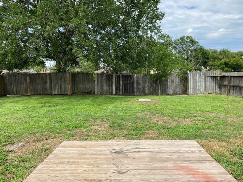 6907 Harpers Dr, Richmond, TX 77469-5916