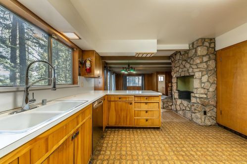 10191 Donner Trail Rd, Truckee CA  96161-4937 exterior