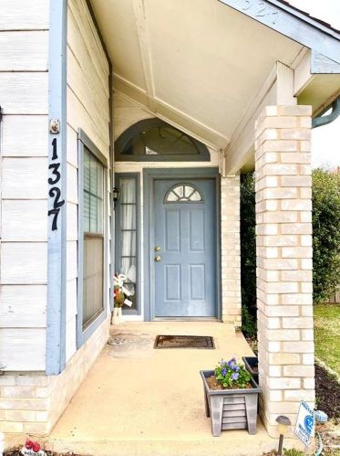 1327 Cedar Ridge Dr, Lewisville, TX 75067-4903