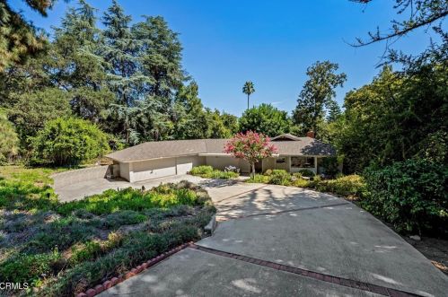 2018 Altadena Dr, Altadena, CA 91001-2104