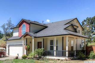 1008 Enstad Ct, Silverton, OR 97381-2500