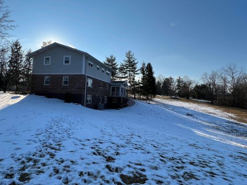 2607 Cardinal Rd, Springfield OH  45502-8635 exterior