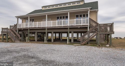 1219 Spruce Ave, Shady Side MD 20764-9562 exterior