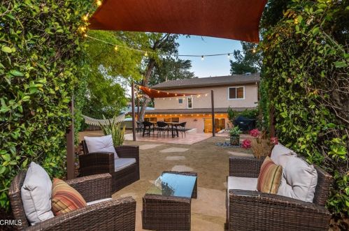 2937 Adams St, Glendale CA 91206-3403 exterior