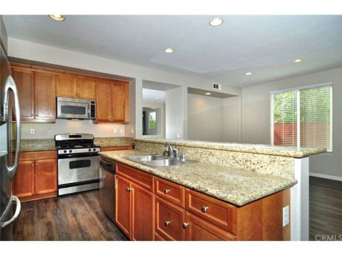 25174 Hoofprint Dr, Wildomar, CA 92595-7616
