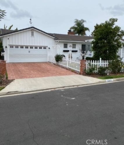 12691 Singing Wood Dr, Santa Ana, CA 92705-8413