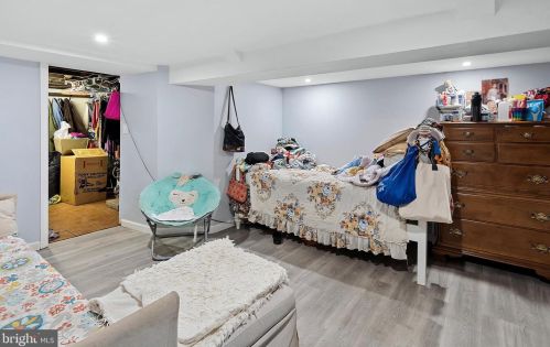 887 Lalor St, Trenton NJ  08610-6558 exterior