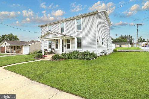 9 Mayfield St, York, PA 17315-1111