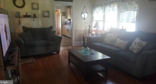 17 Sheppard Ave, Shiloh, NJ 08353-8518