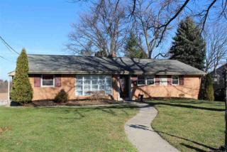 1241 Ruxton Rd, York, PA 17403-3039