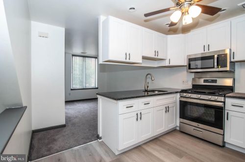 810 28 St, Philadelphia PA 19145-2522 exterior