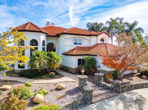43650 Camaron Rd, Temecula, CA 92590-4084
