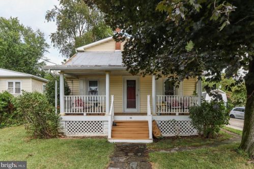 109 Woodside Ave, Graceham, MD 21788-1932