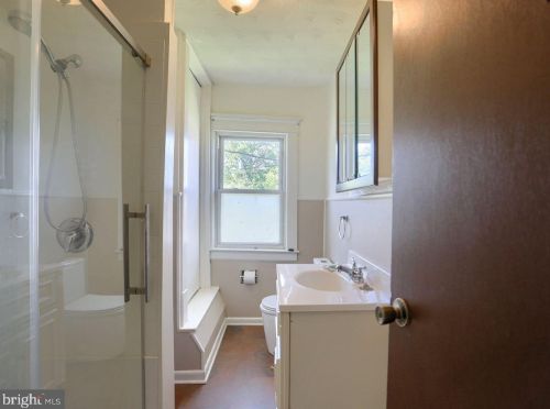 1706 King St, York PA 17404-5617 exterior