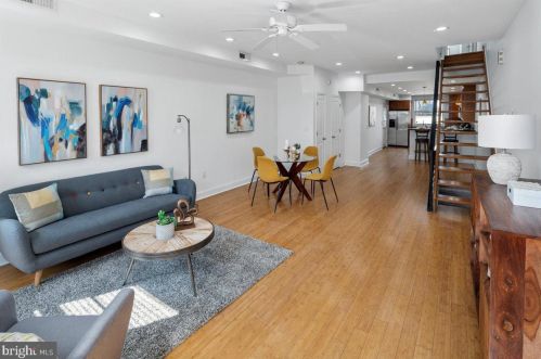 1932 4th St, Philadelphia, PA 19122-2235