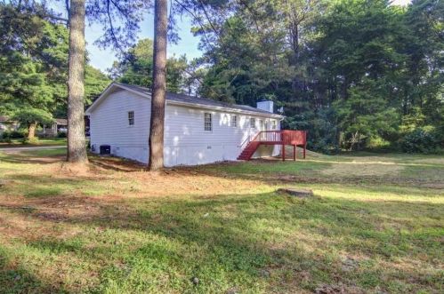1766 Stag Dr, Conyers GA  30012-3643 exterior