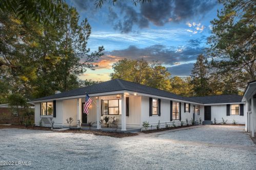 80 Shults Rd, Bluffton, SC 29910-6013