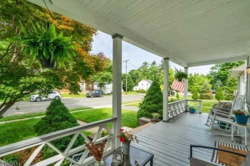 619 Madison St, Hackettstown NJ  07840-2209 exterior
