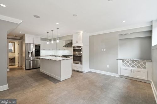 1726 Lombard St, Philadelphia PA  19147-1531 exterior