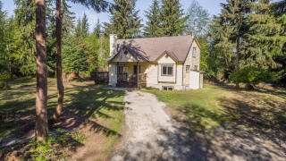 27229 94th Ave, Vashon, WA 98070-8632