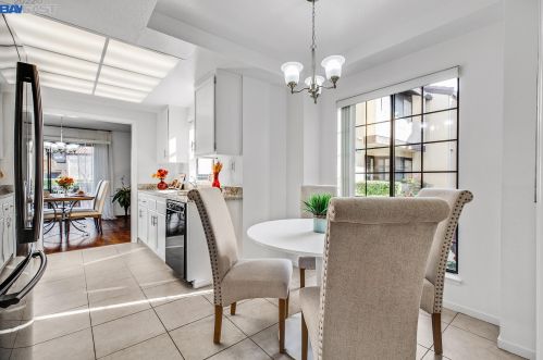 14414 Outrigger Dr, San Leandro, CA 94577-6417