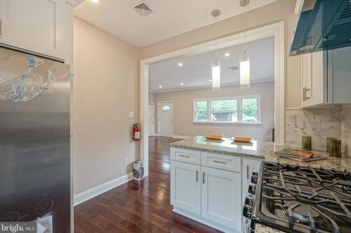502 Mount Laurel Rd, Mount Laurel NJ  08054-9523 exterior