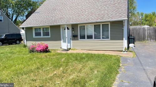 13 Walton Ave, Trenton NJ 08618-1958 exterior