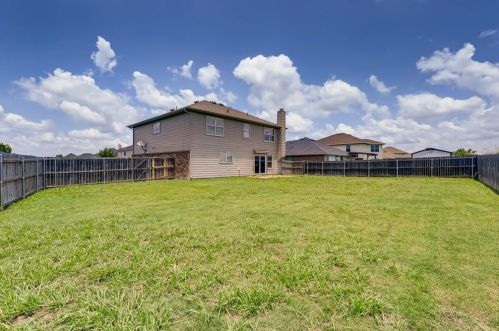 202 Cheyenne Dr, Waxahachie, TX 75165-5309