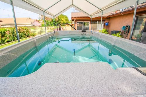 1621 Sumac Ln, Anaheim CA  92804-6653 exterior