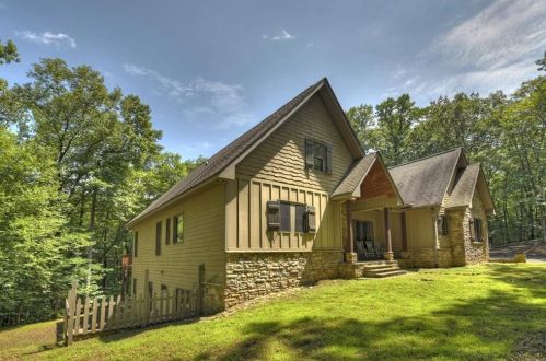 104 Andes Rdg, Big Canoe, GA 30143-7428