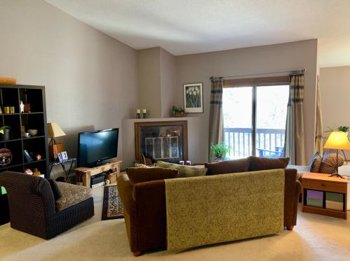 11067 Oregon Cir, Minneapolis MN  55438-2457 exterior