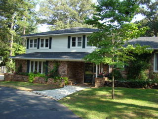 6005 Fish Rd, Dalzell SC  29040-9200 exterior