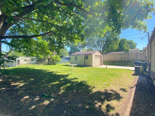 2311 Holloway Ave, Saint Paul MN  55109-4004 exterior