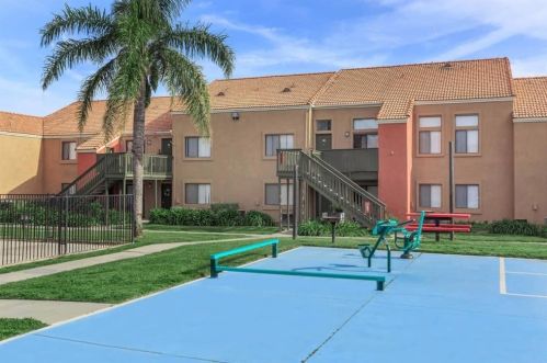 200 Linden Ave, Rialto, CA 92376-6264