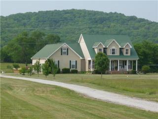 187 Coleman Rd, Readyville, TN 37149-5121