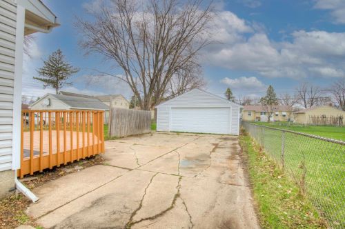 547 Hoyt Ave, Saint Paul MN  55130-3016 exterior