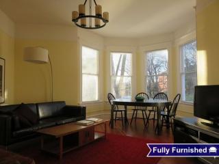 932 16th Ave, Seattle WA  98112-3918 exterior