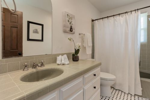 5671 Florence St, Englewood CO 80111-3713 exterior