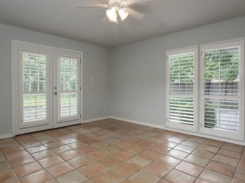 2563 Boyd Ave, Fort Worth TX  76109-1022 exterior