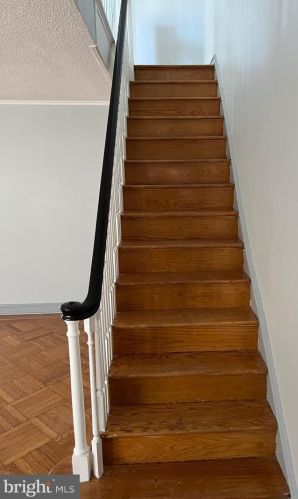 6533 5th St, Philadelphia PA  19126-3841 exterior