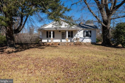5716 Germantown Rd, Midland, VA 22728-1926