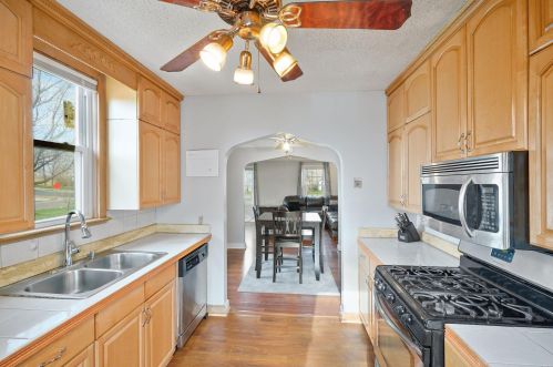 6218 Lilac Dr, Minneapolis MN  55430-2249 exterior