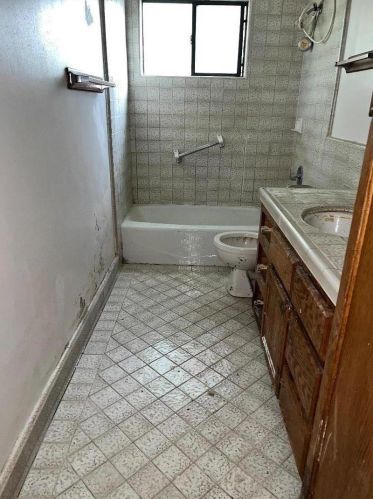 16346 La Chiquita Ave, Los Gatos, CA 95032-4611