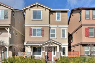 7082 Mariposa Ct, Pleasanton, CA 94568-4347