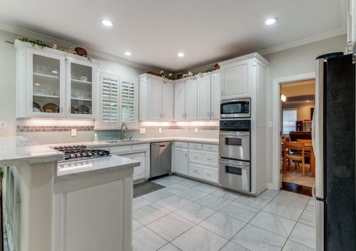 4429 Bombay Ct, Fort Worth TX  76116-8165 exterior