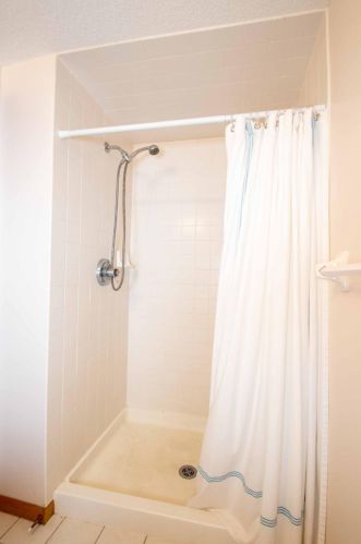 9063 Duckwood Trl, Saint Paul MN  55125-8687 exterior