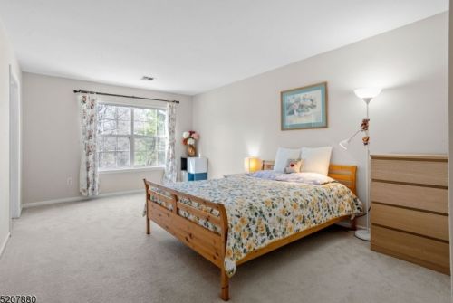 22 Grant Way, Princeton NJ  08540-1600 exterior