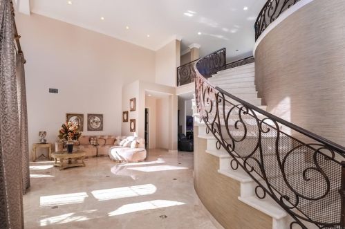 1539 Vista Sierra Dr, El Cajon, CA 92019-3582